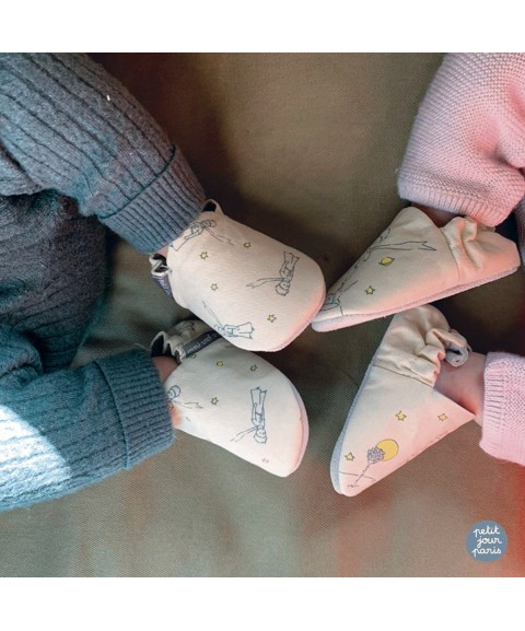 MES 1ERS CHAUSSONS ALL OVER LE PETIT PRINCE 12-18 MOIS